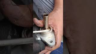 MASTER CYLINDER CLIP REMOVAL CYLINDER MECHANIC SHORT [upl. by Clywd]