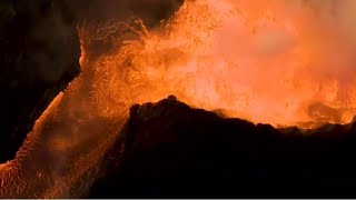 噴火続くキラウエア火山 住宅地に溶岩迫る [upl. by Anerbas]