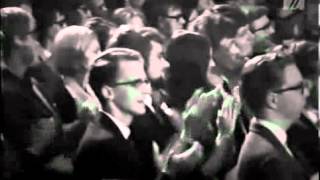 Tom Lehrer The Elements  LIVE FILM From Copenhagen in 1967 Legendado [upl. by Tiana227]