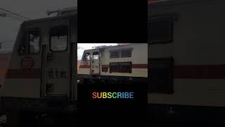 UJJAIN JUNCTION ARRIVAL TRAIN [upl. by Esorylime563]