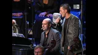 Kekko dei Modà con Checco Zalone liveArena di Verona  Inverno a primavera 12  16092012 [upl. by Atiloj330]