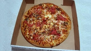 Little Caesars Piknik Pizza  Little Caesars Picnic Pizza Review [upl. by Wasserman224]