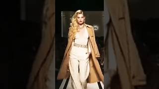 Elisabetta Franchi 🤯 stole the show 💥elisabetta fashion model supermodel runwaymodel catwalk [upl. by Hermione622]