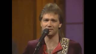 Steve Wariner  Lonely Women Make Good Lovers [upl. by Cohby]