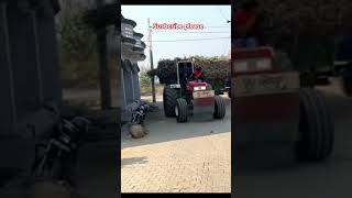 tractor youtubeshorts jhon deere बाजरा loading havey driver trendingshorts shorts [upl. by Schach830]