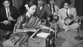 Geeta Dutt  Aaj raas ka rang hain  Film  Laxmi Pooja 1957 [upl. by Spurgeon]