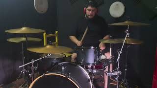 TORO Y PAMPA  DRUM COVER BIEN CASERO 😁😁 [upl. by Nevarc298]