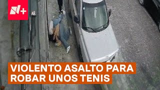 Así asalta banda de ladrones a joven para quitarle los tenis en Saltillo  N [upl. by Alyar]