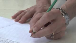 The dynamic tripod grasp handwriting advice from the National Handwriting Association [upl. by Joshia]