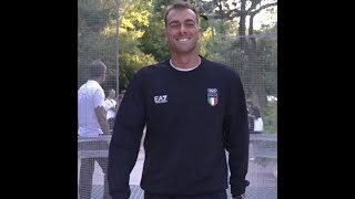 Olimpiadi Parigi Gregorio Paltrinieri a casa Italia per festeggiare le sue due medaglie [upl. by Aggri783]