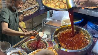 60 Years Old Famous Chana Chaat Wala in Karachi  Street Food Aloo Cholay Chana Chaat MASALAY CHOLE [upl. by Enirod]