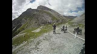 Dolomiten Motorrad  die besten Kurven die tollsten Pässe die bezaubernste Landschaft [upl. by Ezmeralda]