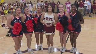 KENS 5 Play of the Week awarded to Harlandale cheerleader [upl. by Eitirahc]