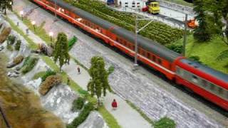 EC Lutetia GinevraMilano Centrale GenevaMilano in HO Scale [upl. by Yenrab]