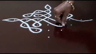 7 DOTS KOLAM  BEGINNERS KOLAM  SIMPLE KAMBI KOLAM [upl. by Ettesoj]