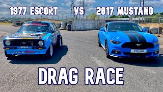 2017 MUSTANG vs 1977 ESCORT  DRAG RACE [upl. by Drud582]