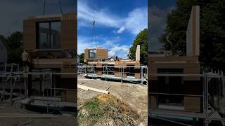 FERTIGHAUS MONTAGE 🏗️ holzbau hausbau fertighaus montage holz holzliebe traumhaus [upl. by Rugg]