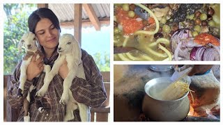 Delicious thukpa recipe Eating thukpa with family Goat paya soup recipe in village Khasikokhutt [upl. by Daye]