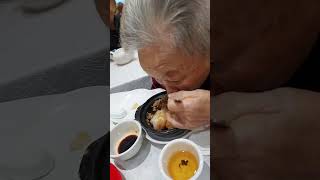 Grandma loves to eat chongfanGigie MM Vlogshorts [upl. by Enair235]