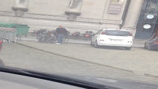 Bruxelles Vol de vélo en direct du musée du Cinquantenaire [upl. by Ettie]