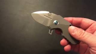 BENCHMADE 756 MICRO POCKET ROCKET [upl. by Ruhtracam]