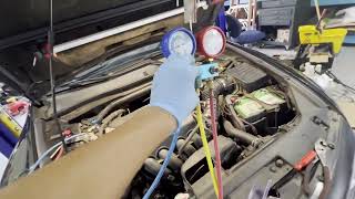 How to Properly Recharge your AC System Refrigerant in your vehicle  Freon refill  08 Honda Accord [upl. by Francesca338]