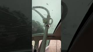 Installer un parasol dans une peugeot 207 [upl. by Rehpotisrhc]