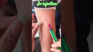 Intravenous injection use ll iv injection kese lagaye ll intravenous short [upl. by Nosneh269]