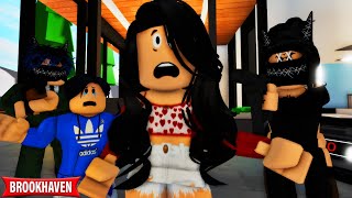 MY MOM KILLED MY FAMILY ROBLOX BROOKHAVEN CoxoSparkle [upl. by Sigrid]