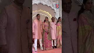 Mukesh Ambani With Akash  Shloka Ambani Isha Ambani And Anand Piramal Arrive For Wedding  N18S [upl. by Kessiah]