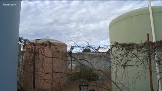 Texas high schoolers build and donate dog houses to animal shelter [upl. by Martz]