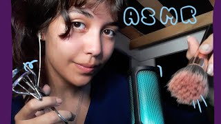 ASMR  fazendo maquiagem em você [upl. by Adnorahc]