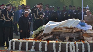 President Mukherjee attends the Cremation Ceremony of late Shri I K Gujral former PM of India [upl. by Tab667]