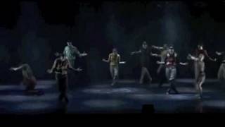 La danse efficace de Hofesh Shechter [upl. by Aekerly]