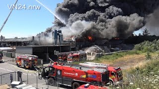 30062018  VN24  Flashover bei Großbrand verursacht Millionenschaden in Bönen [upl. by Eulau201]