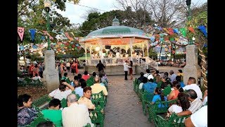 MARIMBA ORQUESTA REYNA TUXTLECA  quotPATRICIAquot [upl. by Cantu]