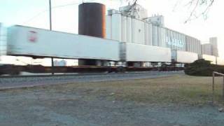 BNSF Intermodal Train Hereford TX [upl. by Amitie]