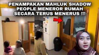 VIRAL  PENAMPAKAN SHADOW PEOPLE TEREKAM KAMERA CCTV DIRUMAH ORANG INI  😭😱 [upl. by Dorian]