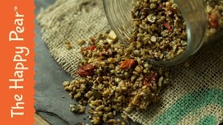 GRANOLA in 5 minutes  Homemade Healthy Vegan [upl. by Lokkin]