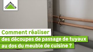 Comment cacher les tuyaux de canalisation dans la cuisine  Tuto débutant  Leroy Merlin [upl. by Edasalof]