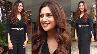 Divyanka Tripathi Looks Gorgeous In Black Outfit Spotted At Crystal Point Mall Andheri [upl. by Ridan]