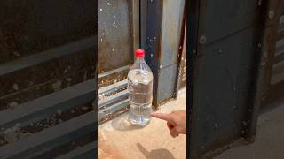 Pon una botella de agua en la entrada de tu casa y lo que pase te sorprenderá😱dicastrucoslimpio [upl. by Berna]