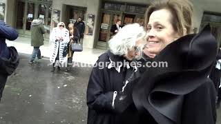 Sigourney Weaver refuses to sign autographs in Paris [upl. by Yarvis]