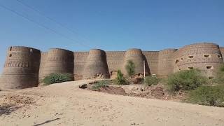 Qila Derawar  Derawar Fort Bahawalpur  Cholistan [upl. by Solorac763]