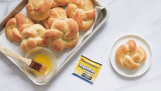 15s PreRoll Fleishmanns Yeast Garlic Knots [upl. by Schott]