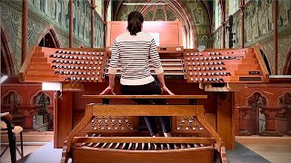 JS BACH  Pedal Exercitium BWV 598 AnneIsabelle de Parcevaux organ [upl. by Durwood]