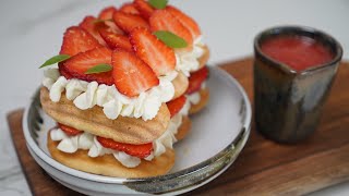 Un tiramisu aux fraises ultra gourmand en 6 ingrédients seulement [upl. by Oirretno]