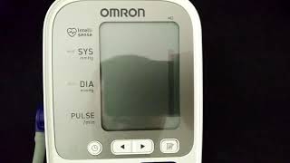 OMRON M3 RECENSIONE  Miglior misuratore di PRESSIONE Elettronico  Misuratore da braccio portatile [upl. by Ettenom]