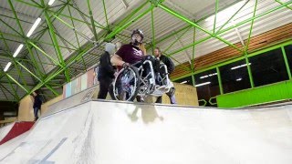 Sport mit Handiap  RollstuhlSkating [upl. by Goodhen]