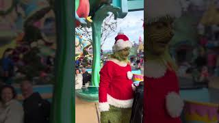 AN ICONIC ENTRANCE FROM THE GRINCH AT UNIVERSAL STUDIOS ORLANDO  GRINCHMAS [upl. by Claus]